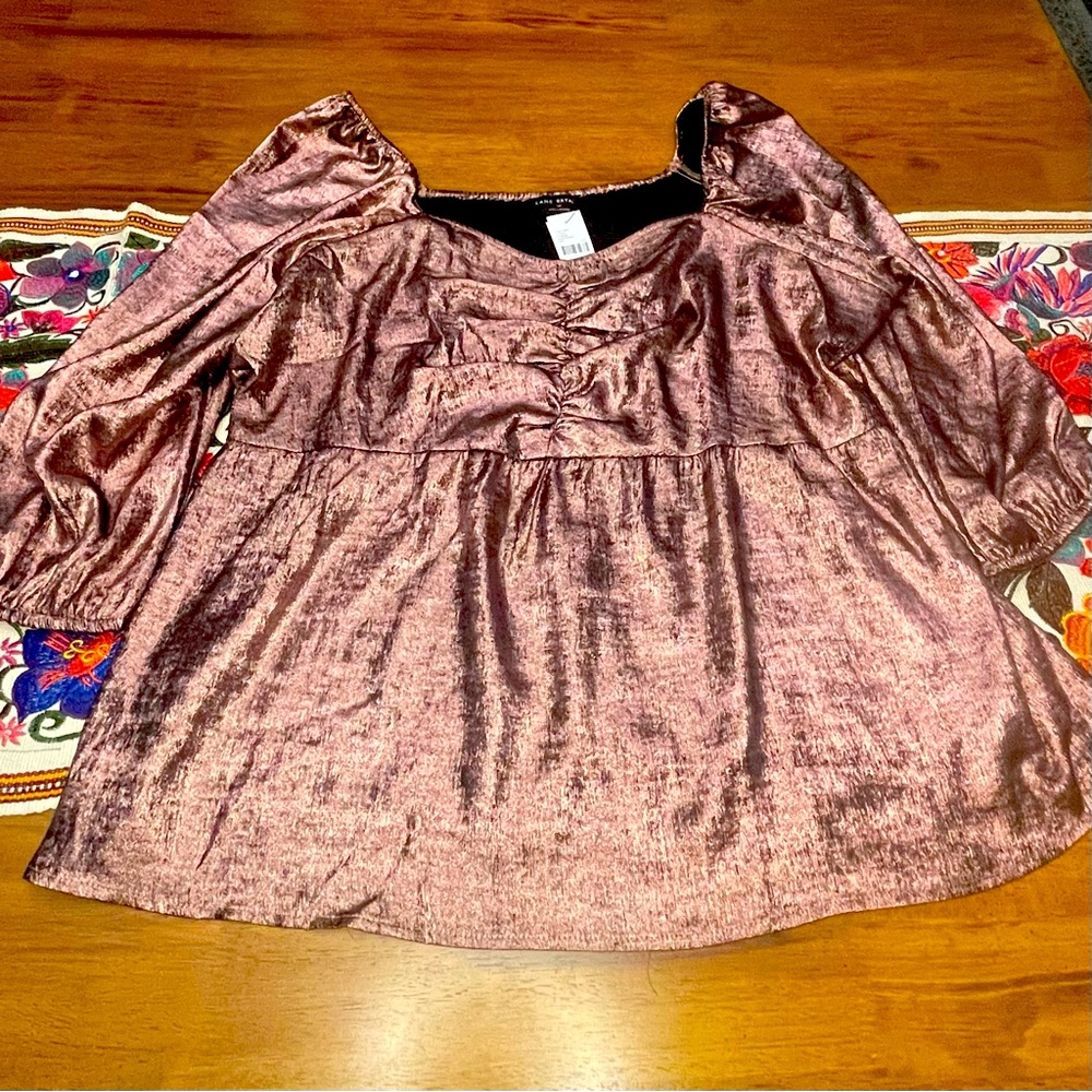 New with tags lane Bryant dress shirt for your next special occasion!